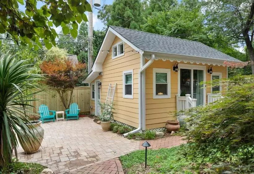 ペンション The Cozy Yellow Cottage In Dilworth