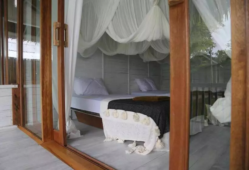 Lomakeskus La Belle Hollow Trees