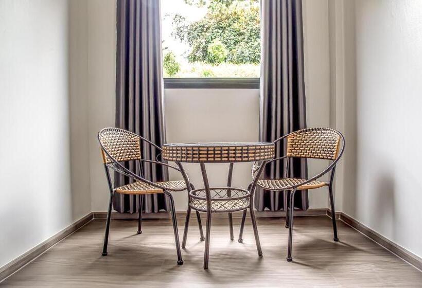 Alberg น่าน ม่วนใจ Nan Muanjai