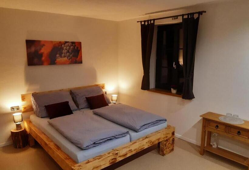 ベッドアンドブレックファースト Apartmány Na Sklípku