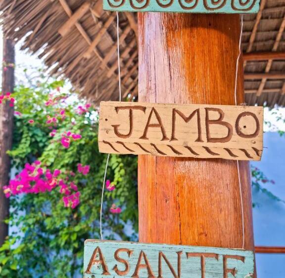 ベッドアンドブレックファースト Pineapple House