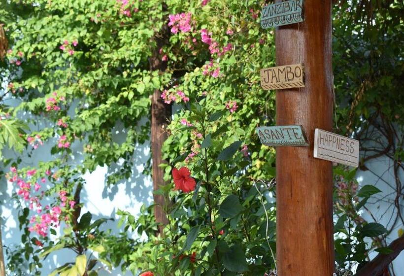 ベッドアンドブレックファースト Pineapple House