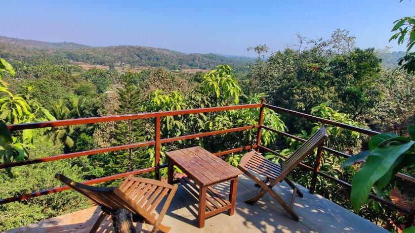 فندق Amrutes  Nisarga Sahavas