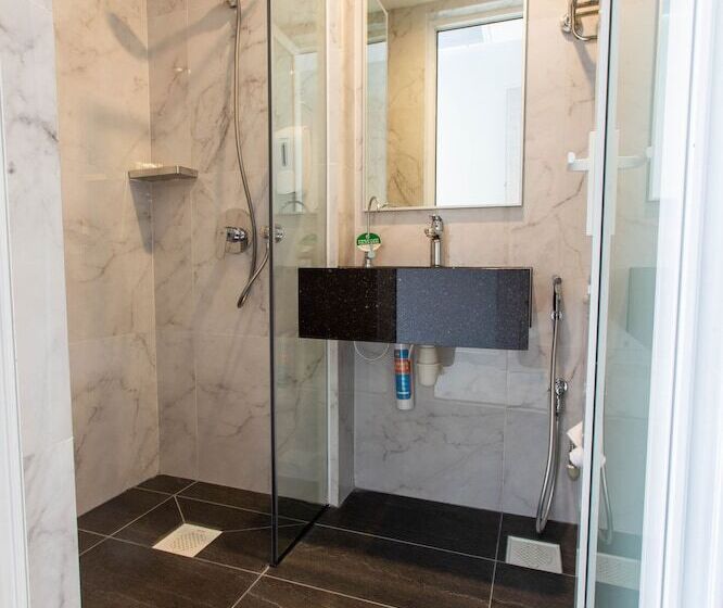 هتل Ibis Budget Singapore Gold