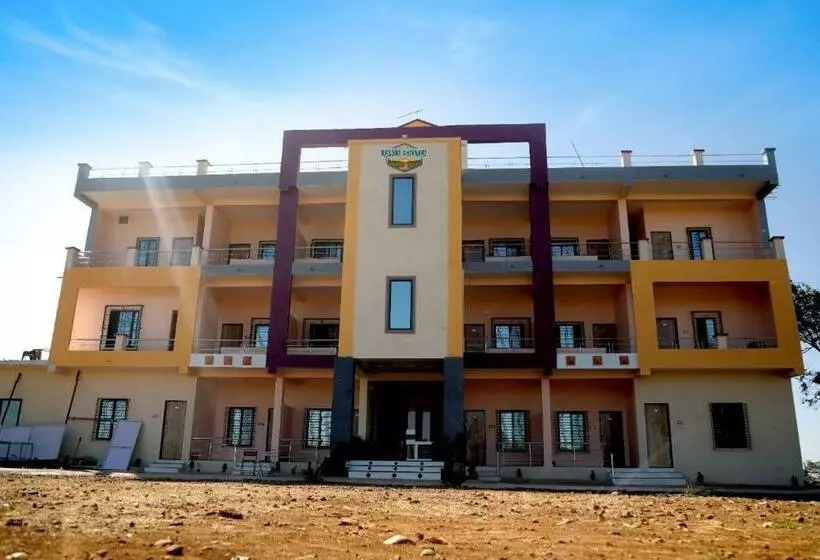 Hotelli Resort Shivneri