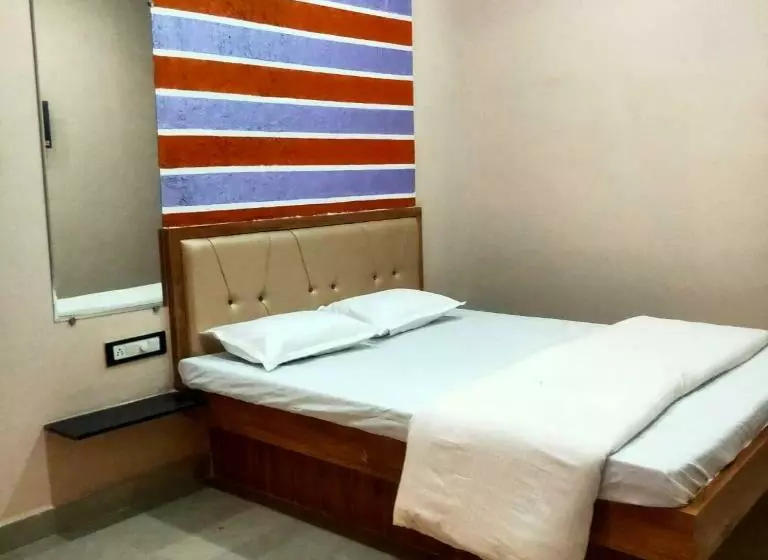 Hotelli Resort Shivneri