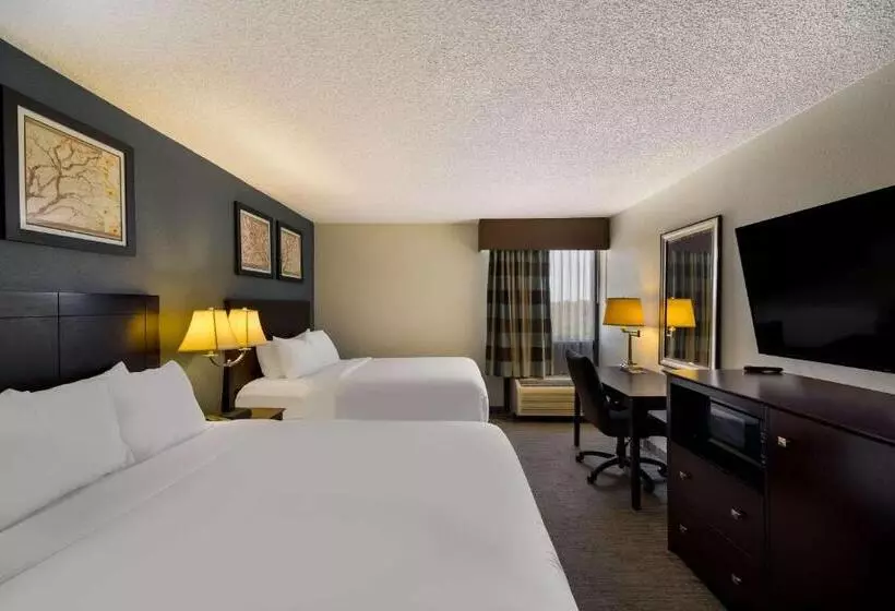 Hotelli Suburban Studios