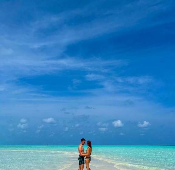 پانسیون Heron Beach Hotel   The Best Maldivian Getaway In Dhiffushi,maldives