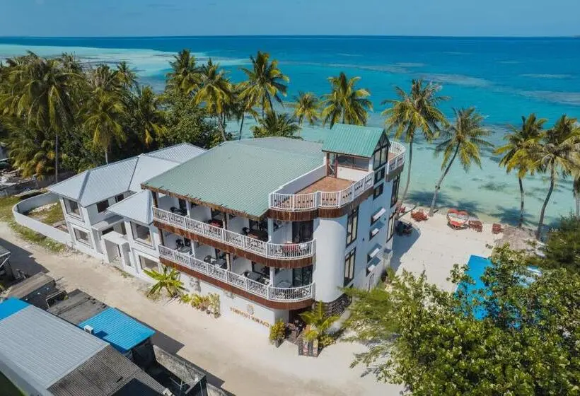 پانسیون Heron Beach Hotel   The Best Maldivian Getaway In Dhiffushi,maldives