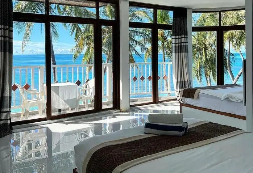 پانسیون Heron Beach Hotel   The Best Maldivian Getaway In Dhiffushi,maldives