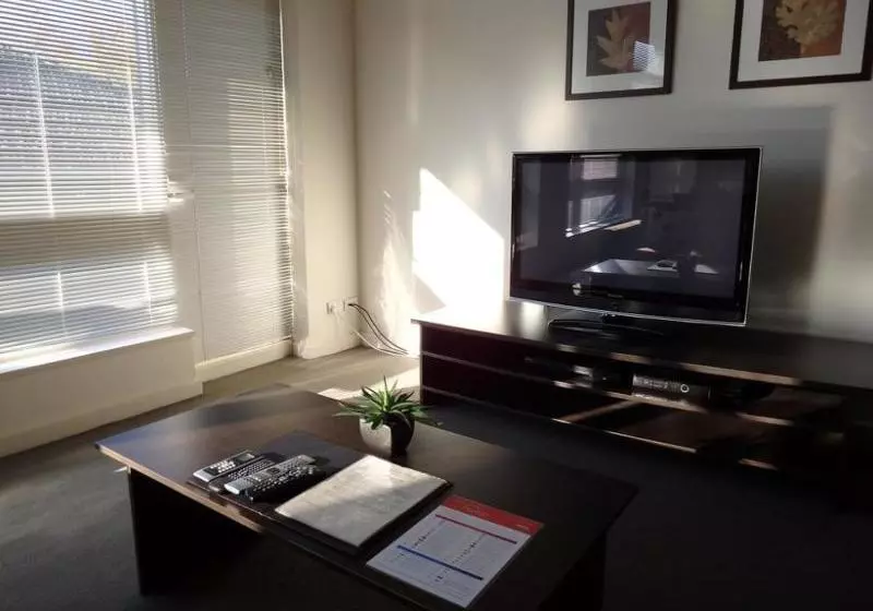 Apartments @ Kew Q105