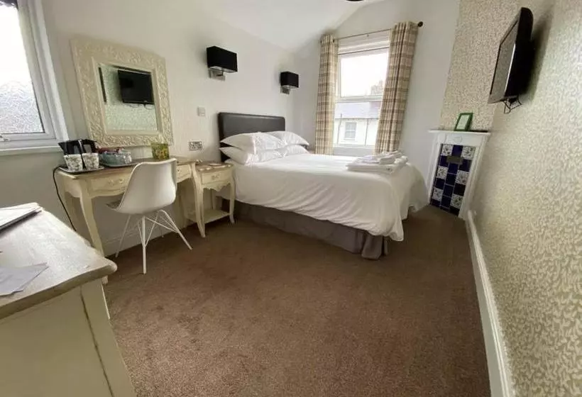 تختخواب و صبحانه Hall Garth