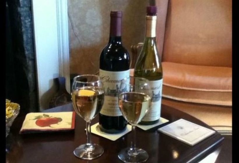 مبيت وإفطار Tidewater Inn