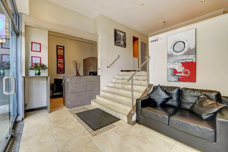 Best Western Plus Camperdown Suites