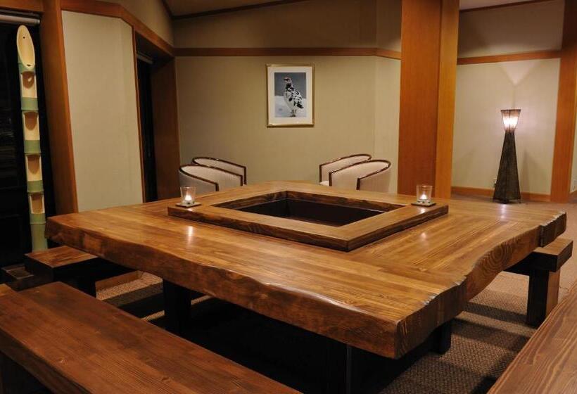 Hakuba Onsen Ryokan Shiroumaso