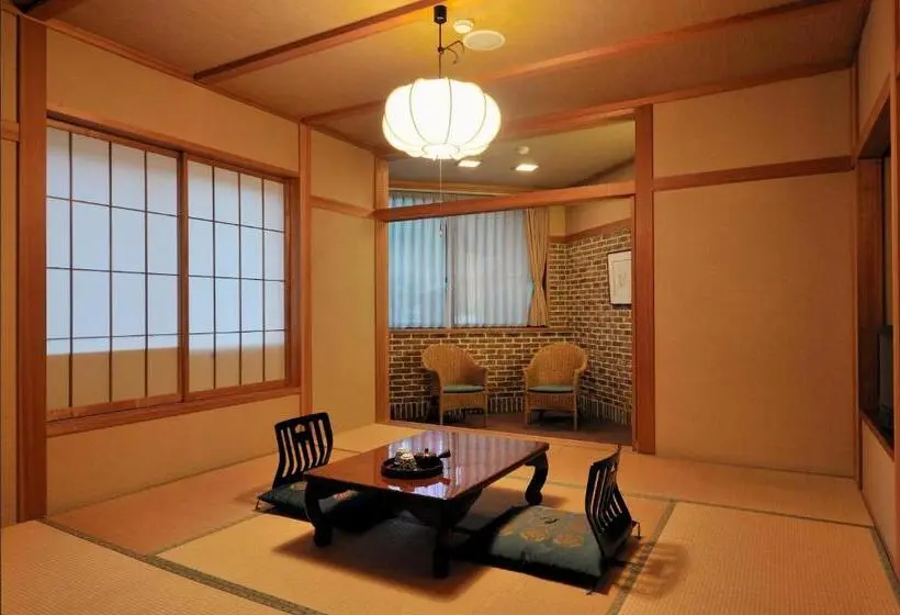 Hakuba Onsen Ryokan Shiroumaso