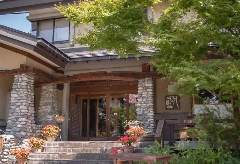 Hakuba Onsen Ryokan Shiroumaso