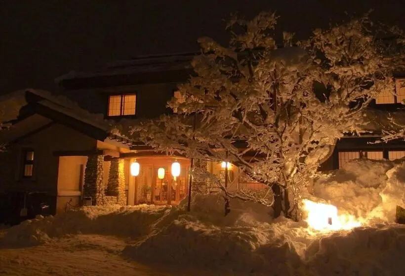 Hakuba Onsen Ryokan Shiroumaso