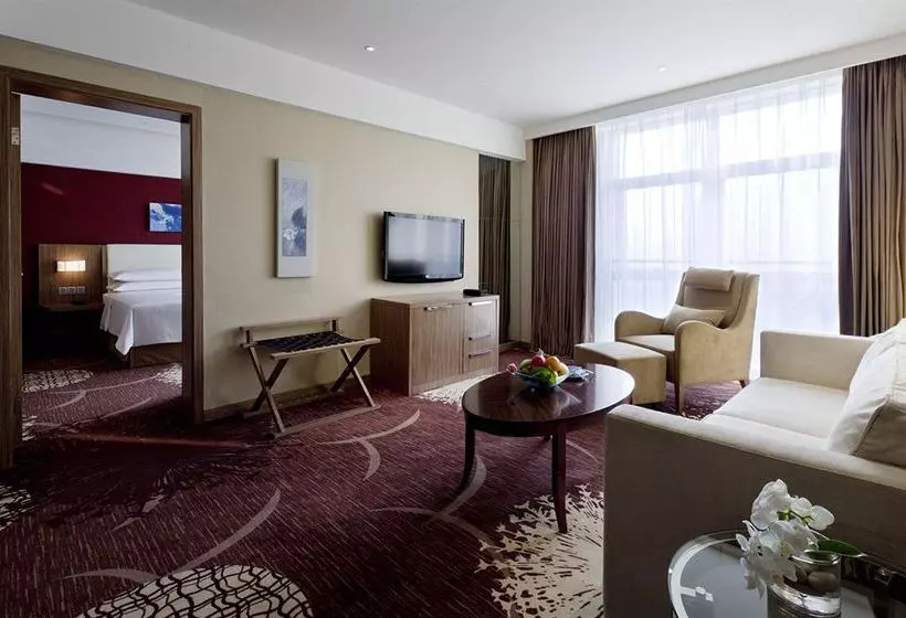 ホテル Four Points By Sheraton Tai'an