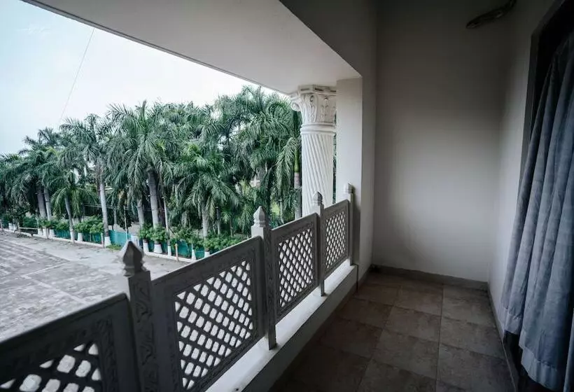 Hotelli Jabali Palace