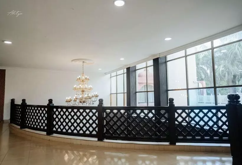 Hotelli Jabali Palace