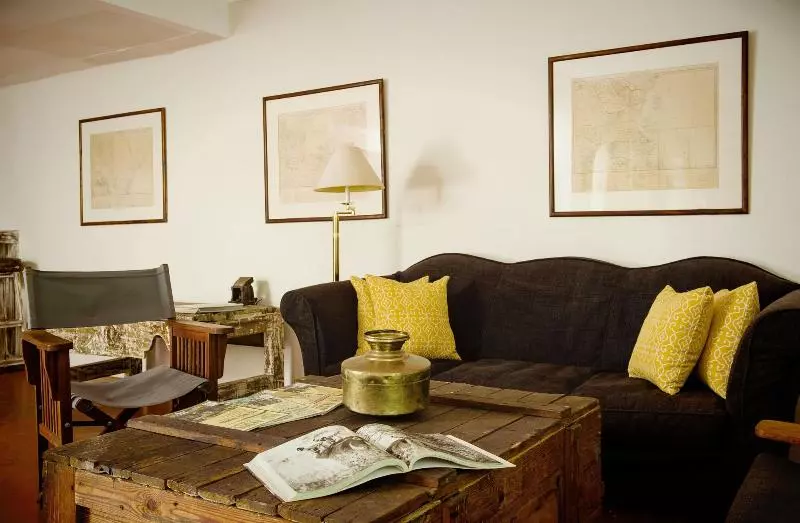 호텔 Mount Meru Game Lodge