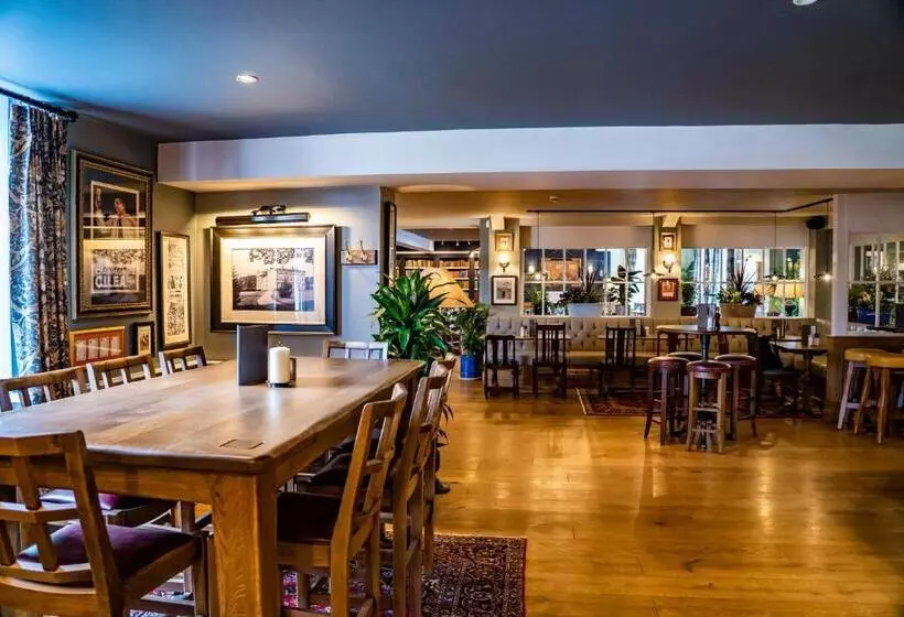 هتل Mytton And Mermaid   Brunning And Price