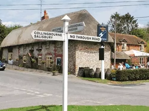 ホテル The Shears Inn