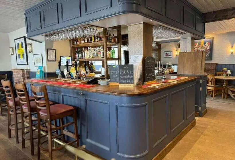 Отель Baskerville