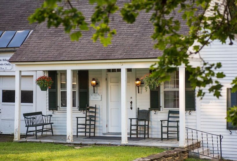 ホテル Grafton Inn