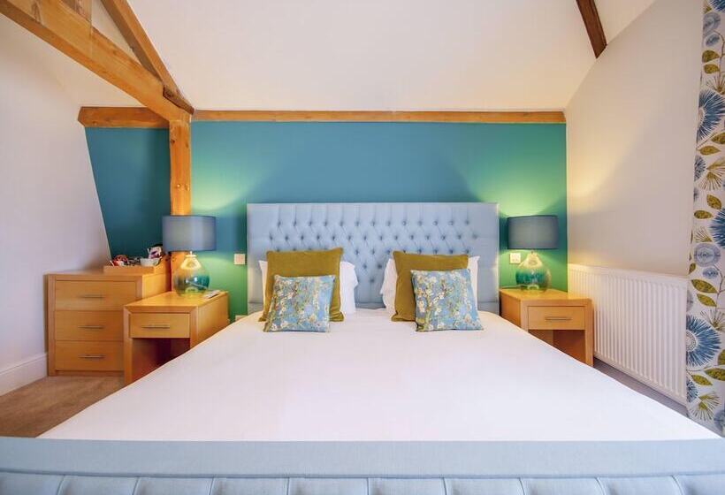 酒店 The Highworth