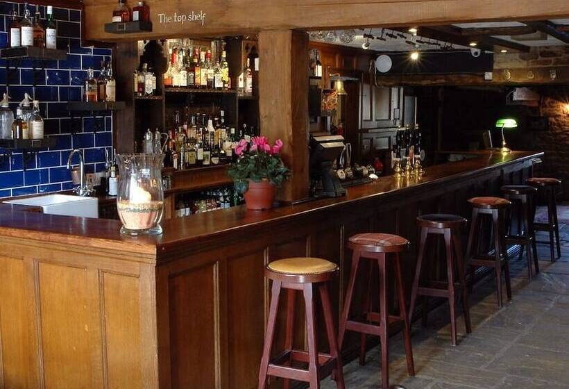 ホテル The White Horse Inn