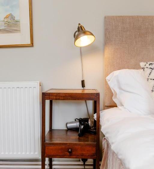 ホテル The White Horse Inn