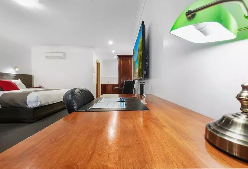 모텔 Georgian Motor Lodge