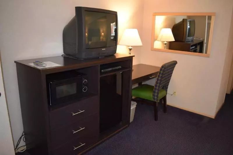 Мотель Valley Oaks Inn Woodland