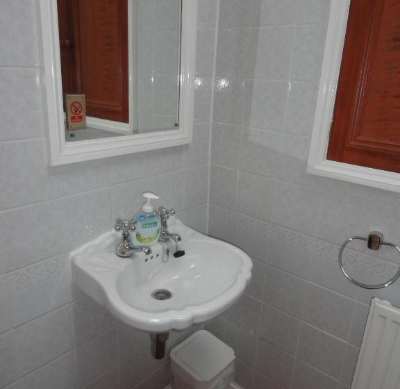 פנסיון Ba Ba Guest House