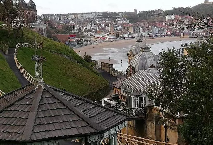 ペンション Esplanade Gardens B&b