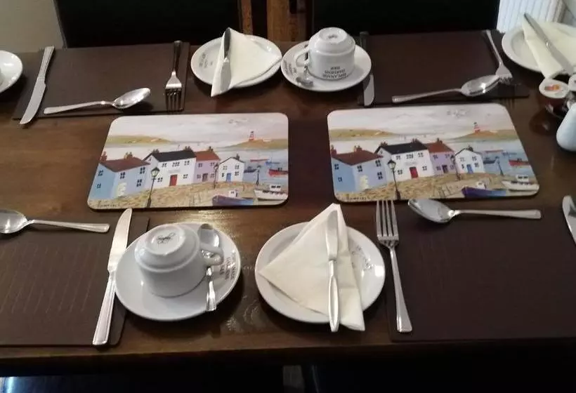 ペンション Esplanade Gardens B&b