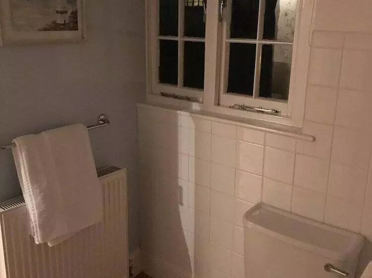 Пансион Lorna Doone House