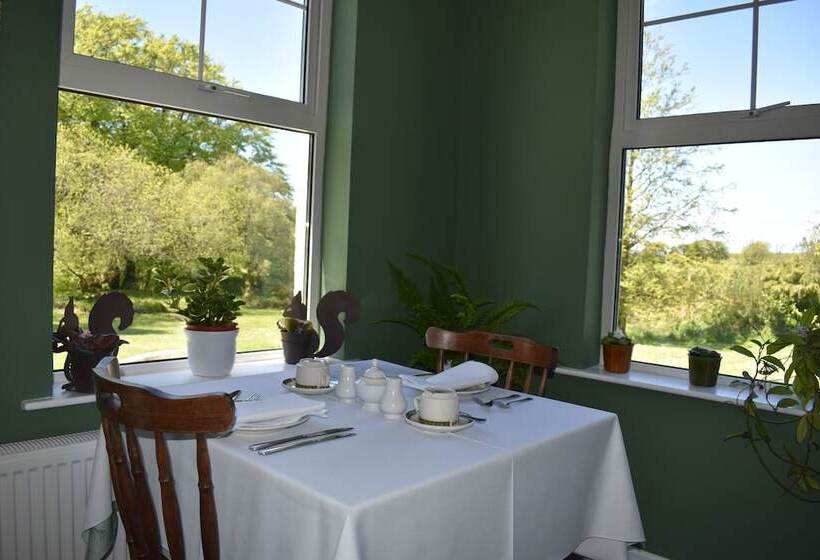 ペンション Moorlands