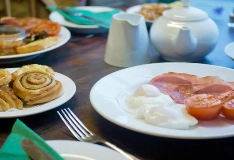 膳宿费 The Barn Guest House And Tearoom