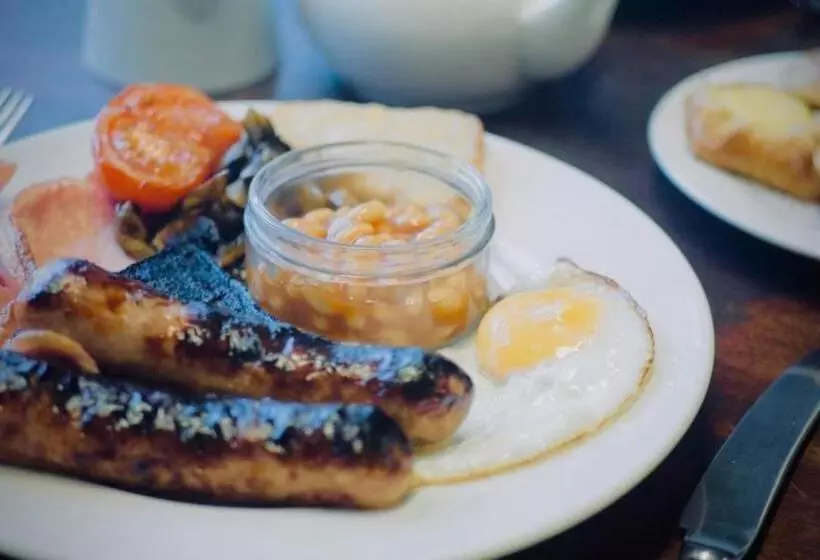 膳宿费 The Barn Guest House And Tearoom