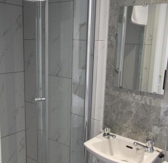 פנסיון Holmeleigh