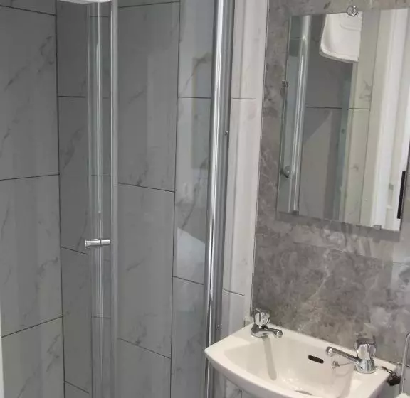 پانسیون Holmeleigh