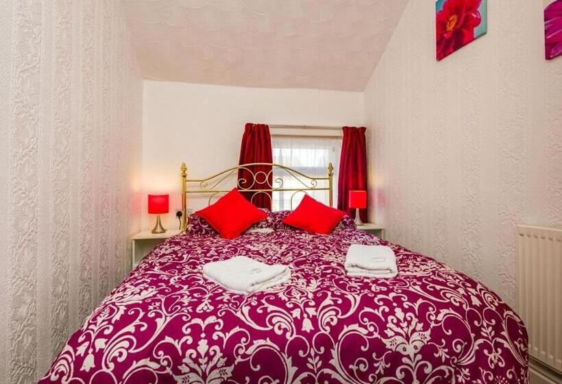 פנסיון Holmeleigh