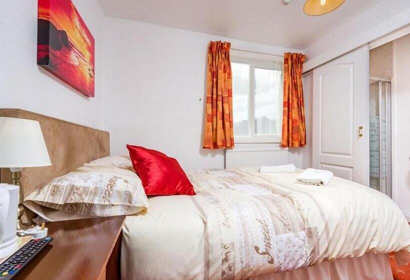 פנסיון Holmeleigh