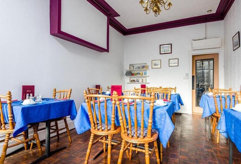 פנסיון Holmeleigh