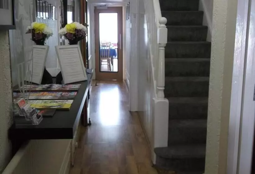 پانسیون Holmeleigh