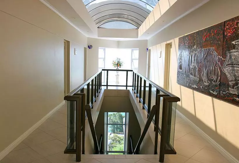 Sunset Pint Guesthouse