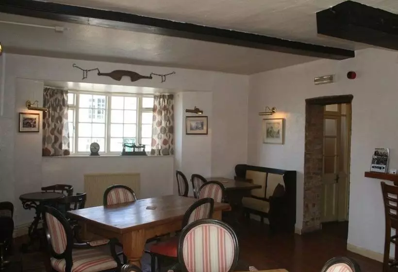 The Stilton Cheese Inn - B&b